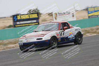 media/Jun-01-2025-CalClub SCCA (Sun) [[eae223c5dd]]/Group 5/Race (Front Straight)/